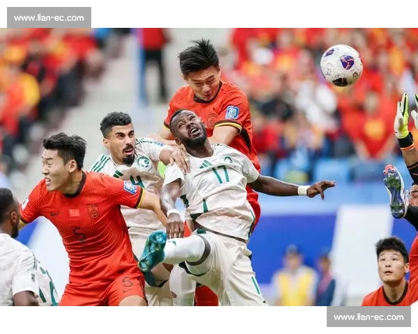 海港 4-2 梅州领跑，玉昆 4-4 逼平申花！中超三强争冠白热化，河南队深陷保级泥潭